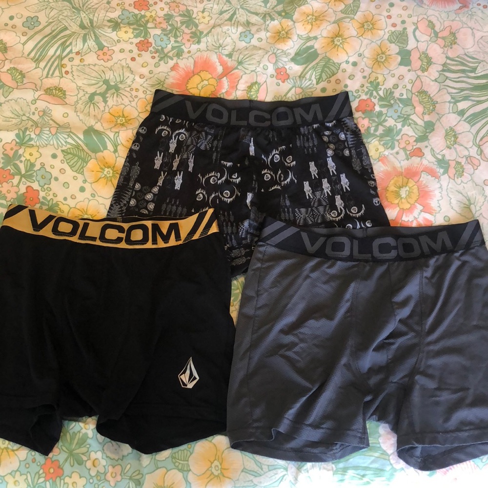 Volcom Men’s Underwear 3 Pack- like new